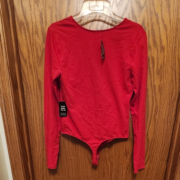 Red Long Sleeve Bodysuit Express,NWT - Picture 2 of 2